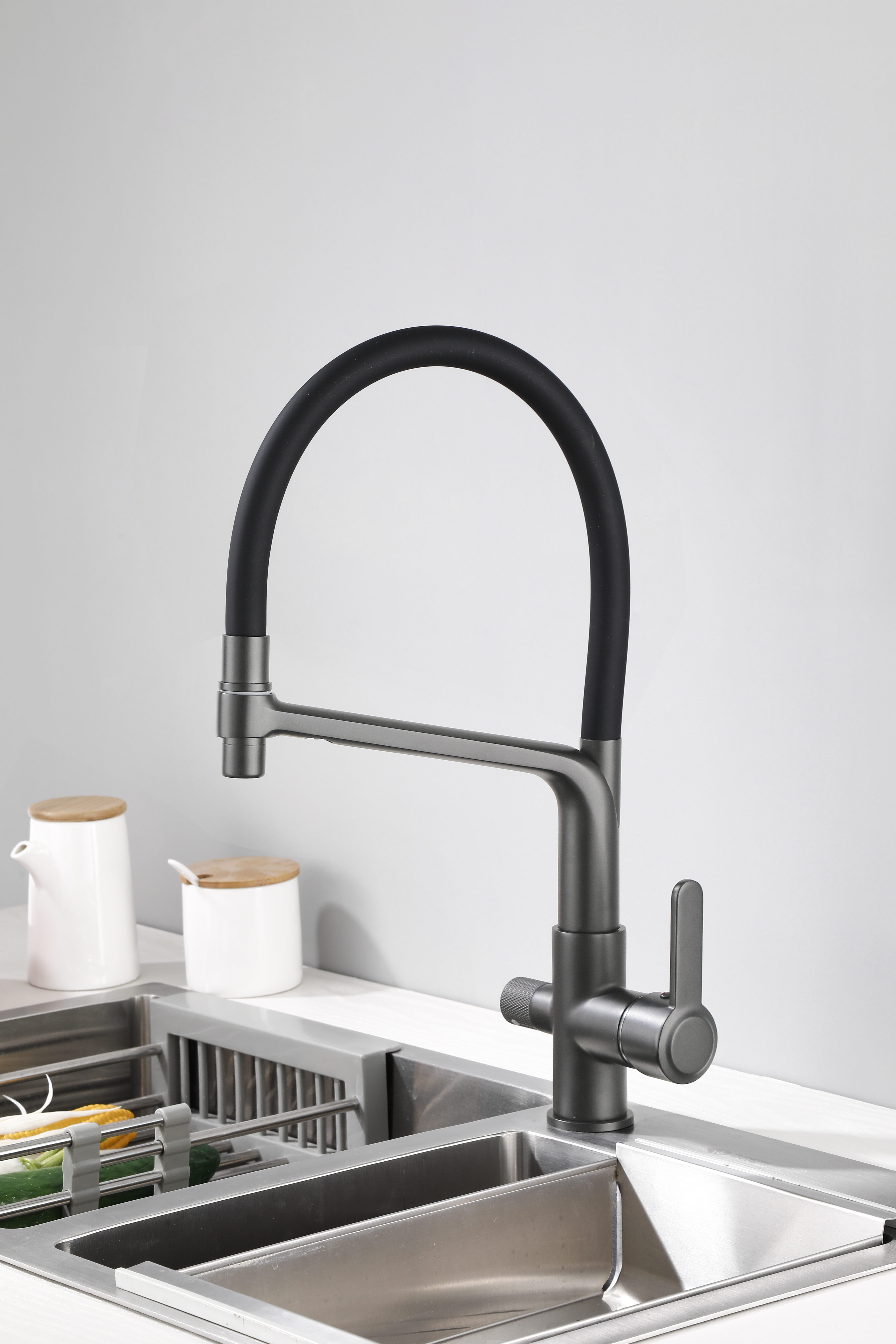 15075-PC Смес. для кухни с гиб шланг и под фильт (ГРАФИТ+ЧЕРНЫЙ) HANSEN (10/1шт)