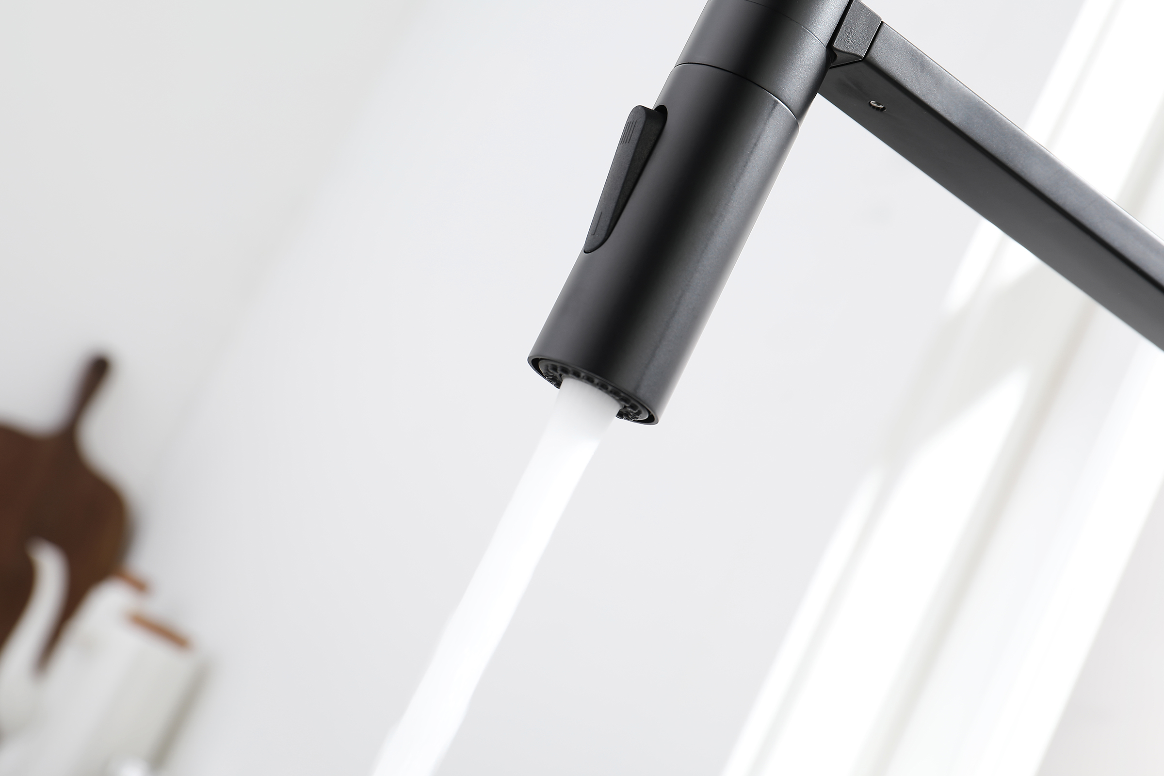 07126-C Смеситель для кухни с гиб. МАГНИТ. изливом (ЧЕР.+ЧЕР.) GANZER (10/1шт)