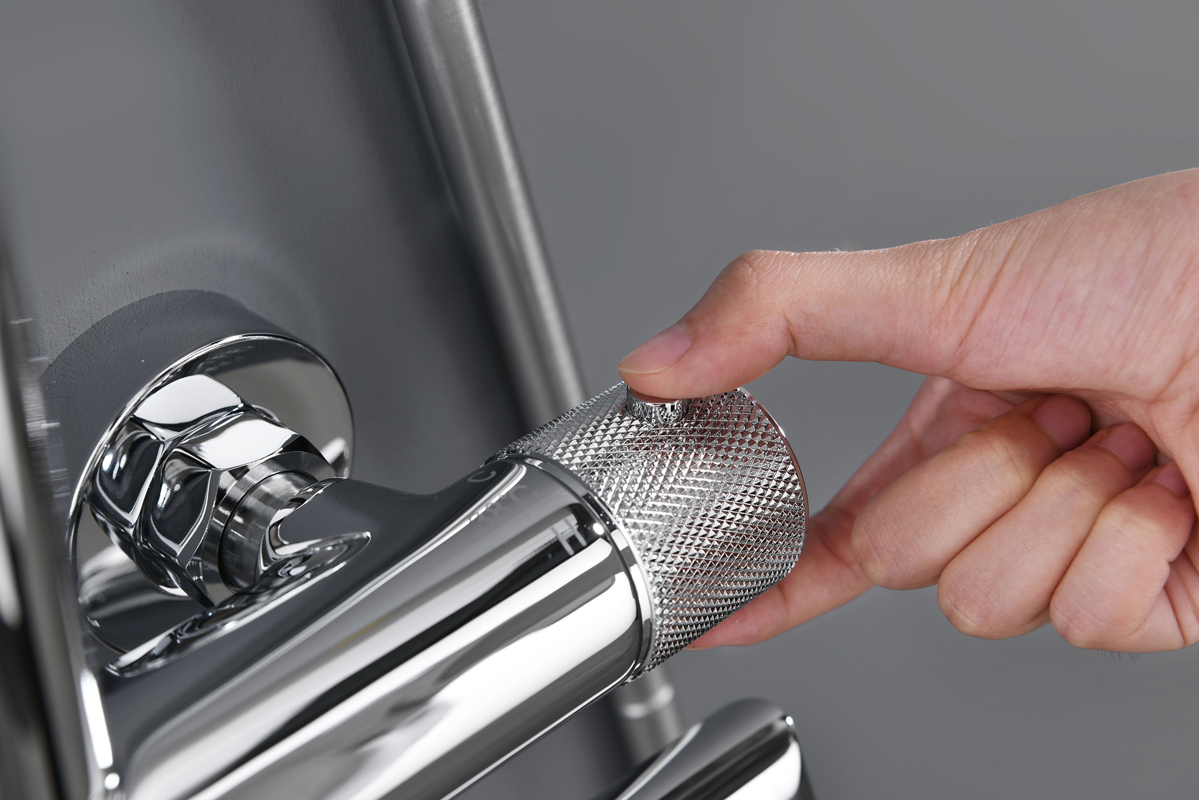 19170 Душевая система с термостатом (ХРОМ) GANZER (5/1шт)