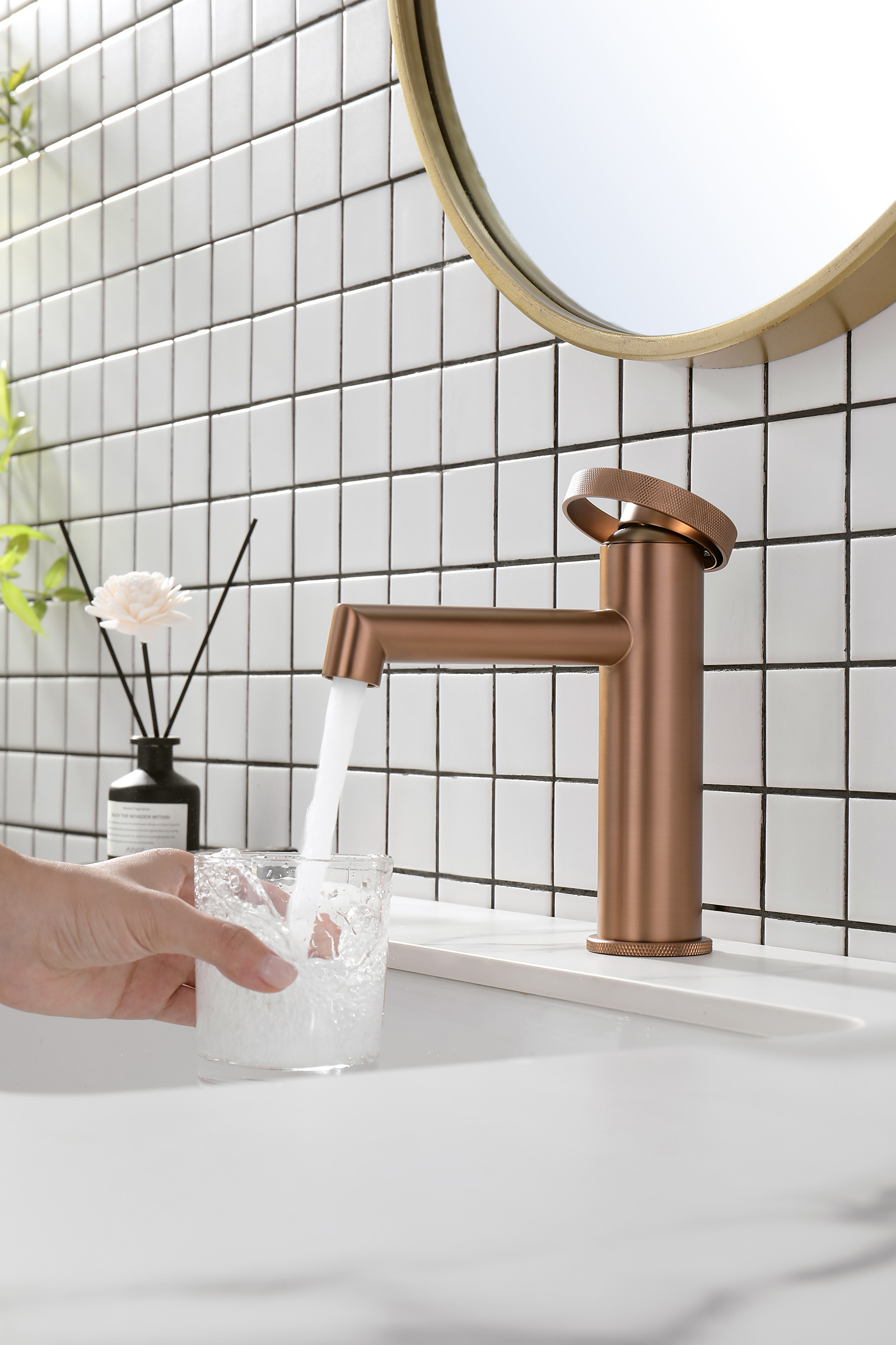 19111-R Смеситель од. для раковины (Роз. Зотото) GANZER (10/1шт)