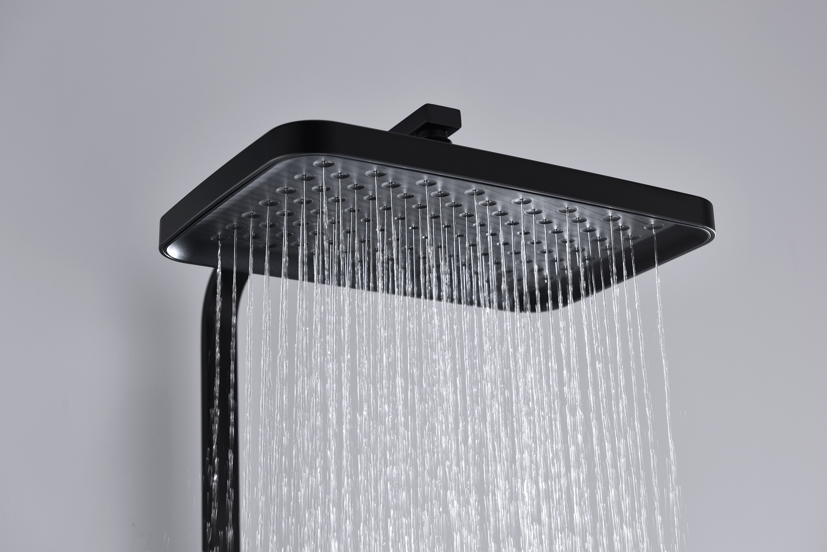 05162-C Душевая система (ЧЕРНЫЙ) GANZER (5/1шт)