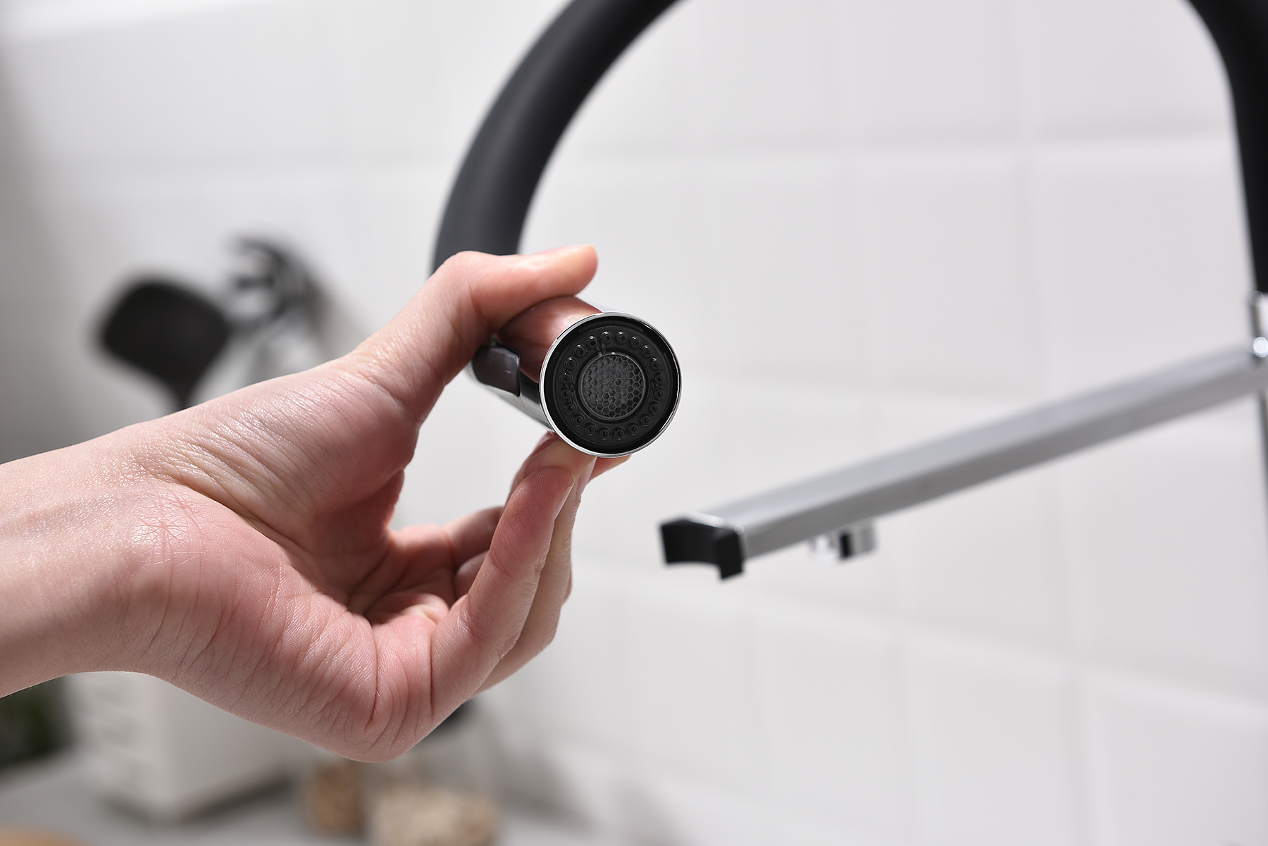 07127 Смес. для кухни с гиб МАГ. изл. и под. фильт. (ХРОМ+ЧЕР.) GANZER (10/1шт)