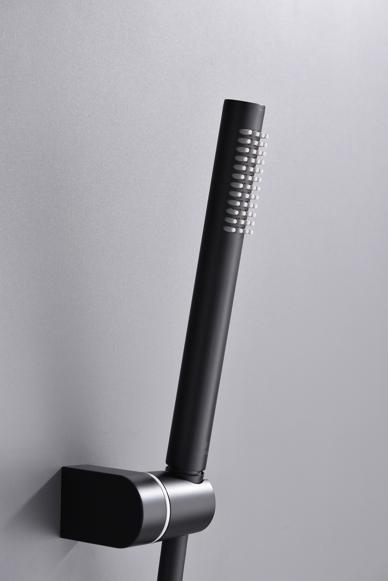 19165-C Смеситель встраиваемый для душа с 3-функ. (ЧЕРНЫЙ) GANZER (6/1шт)