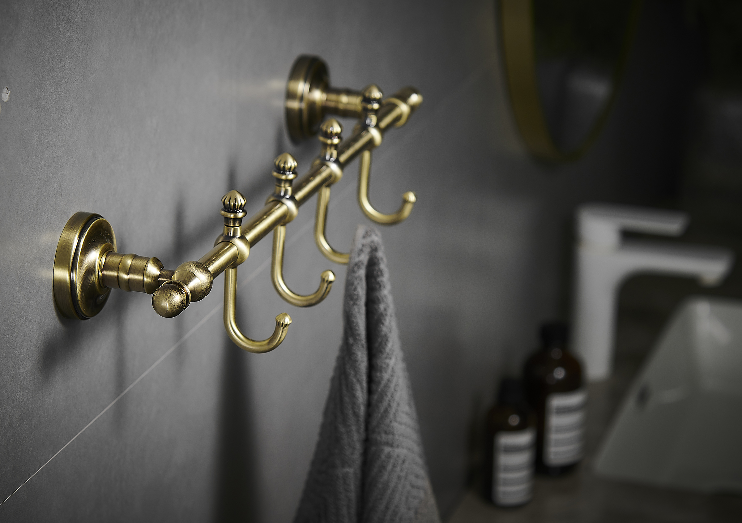 31074-D П/держатель 4 крючка (БРОНЗА) GANZER (10/1шт)