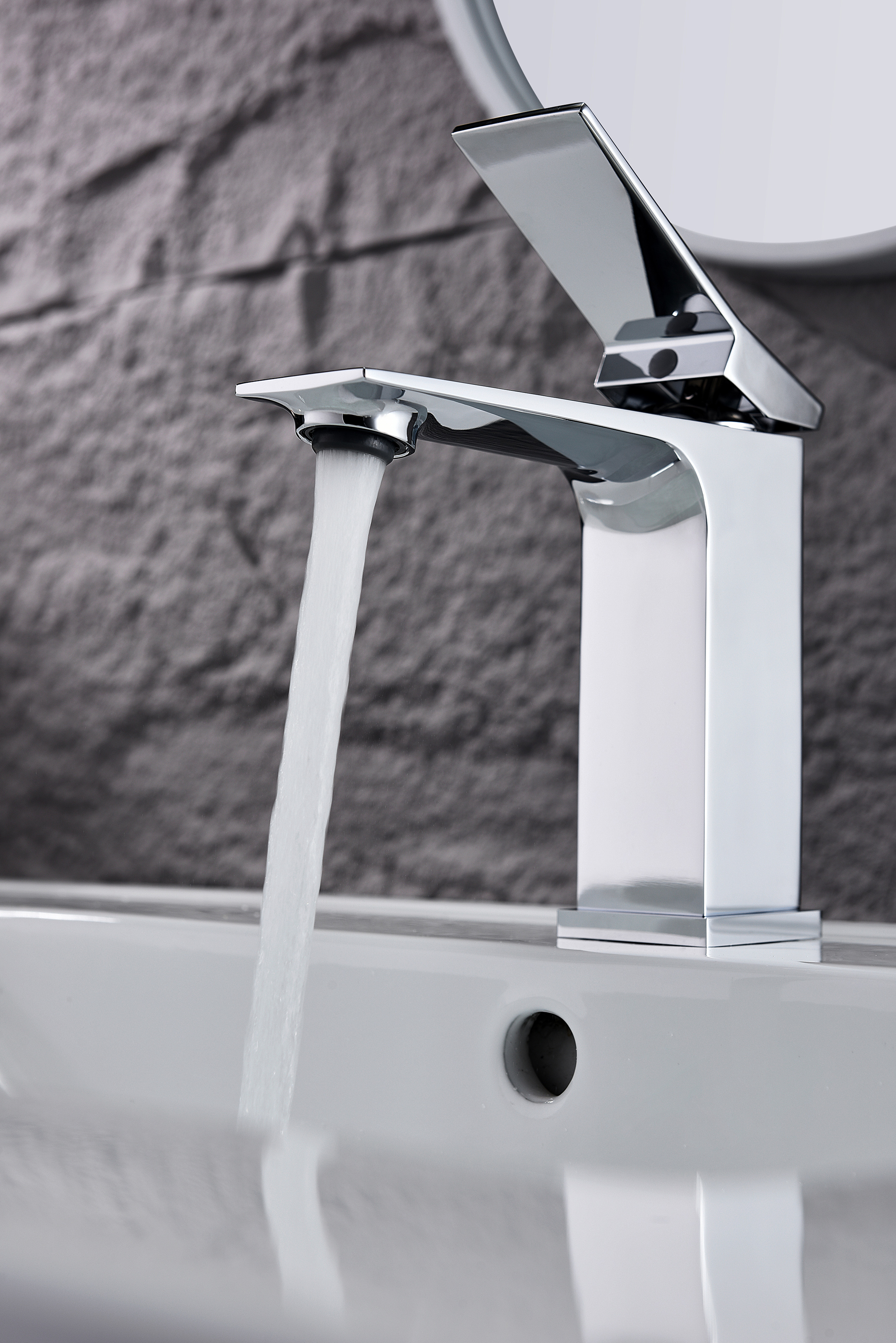 05111 Смеситель од. для раковины (ХРОМ) GANZER (10/1шт)