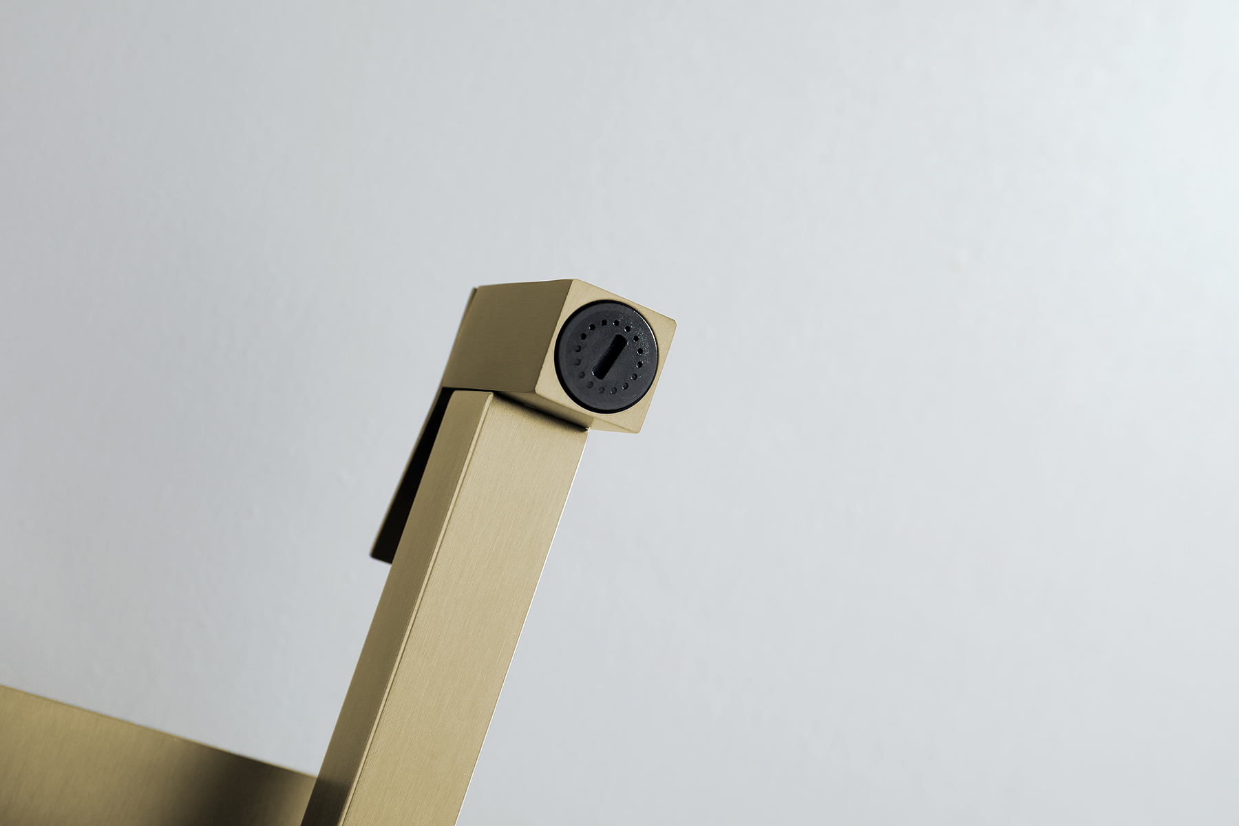 01157-S Смеситель встраиваемый с ГИГ. душом (Мат. Золото) GANZER (10/1шт)