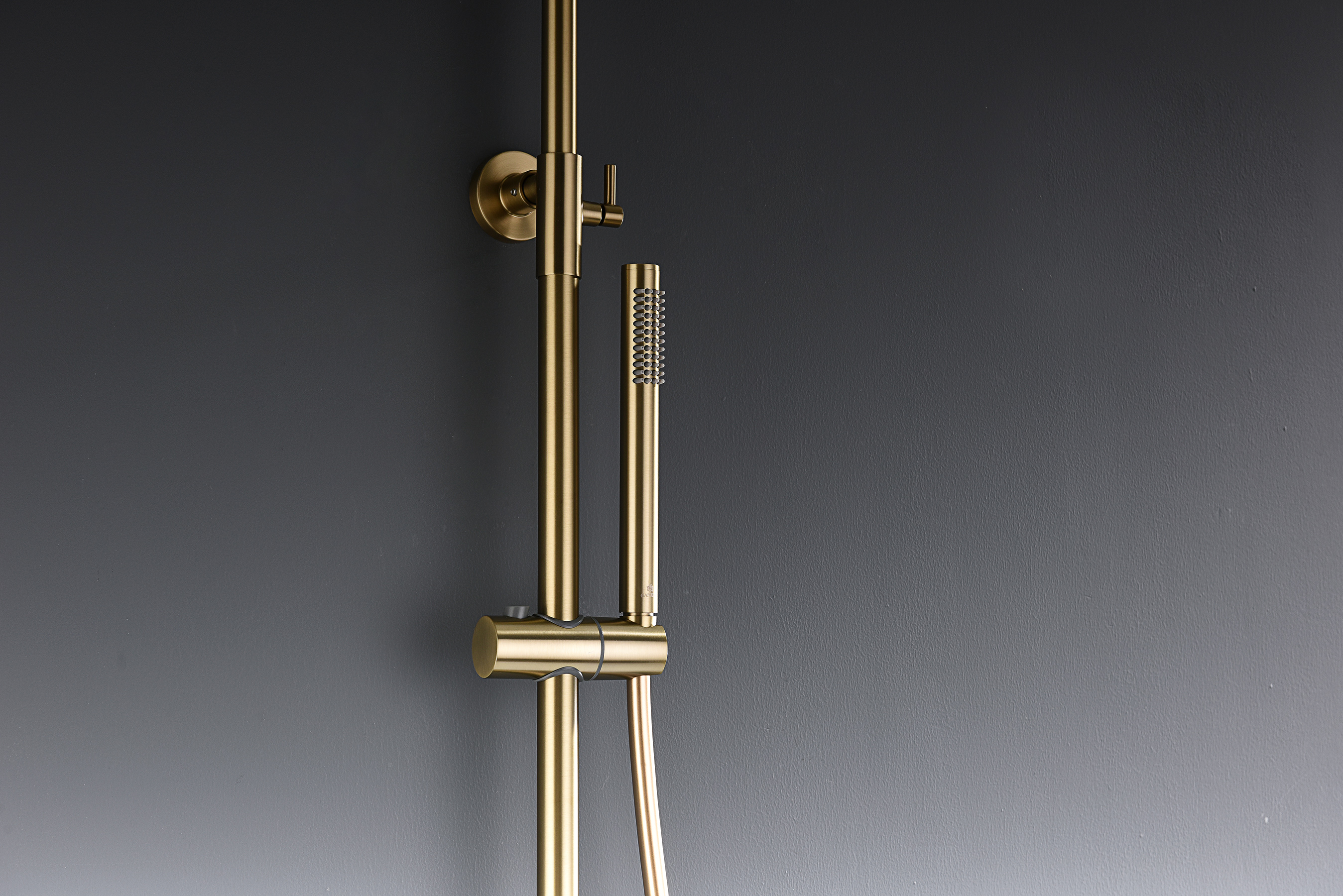 19162-S Душевая система (Мат. Золото) GANZER (5/1шт)