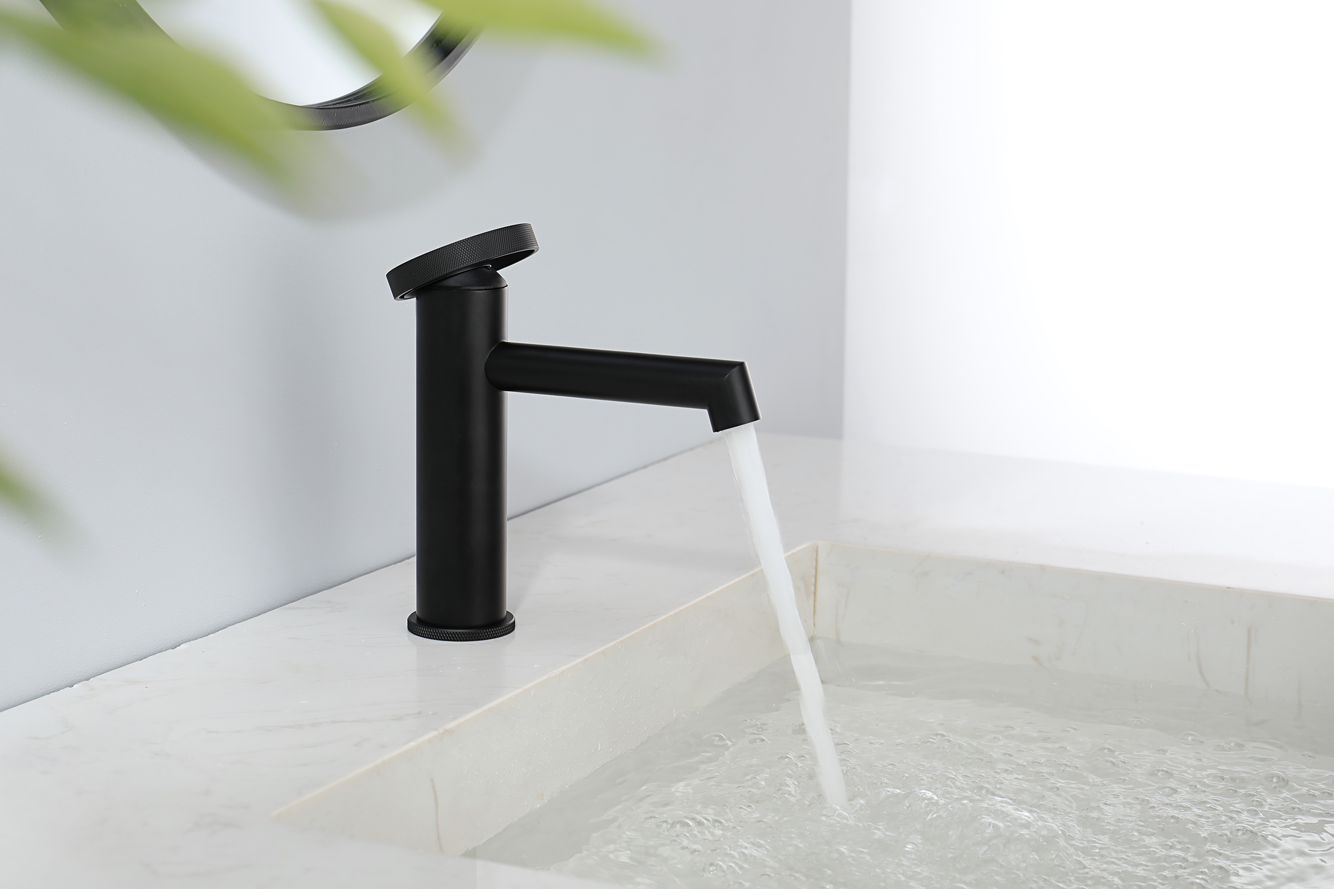 19111-C Смеситель од. для раковины (ЧЕРНЫЙ) GANZER (10/1шт)