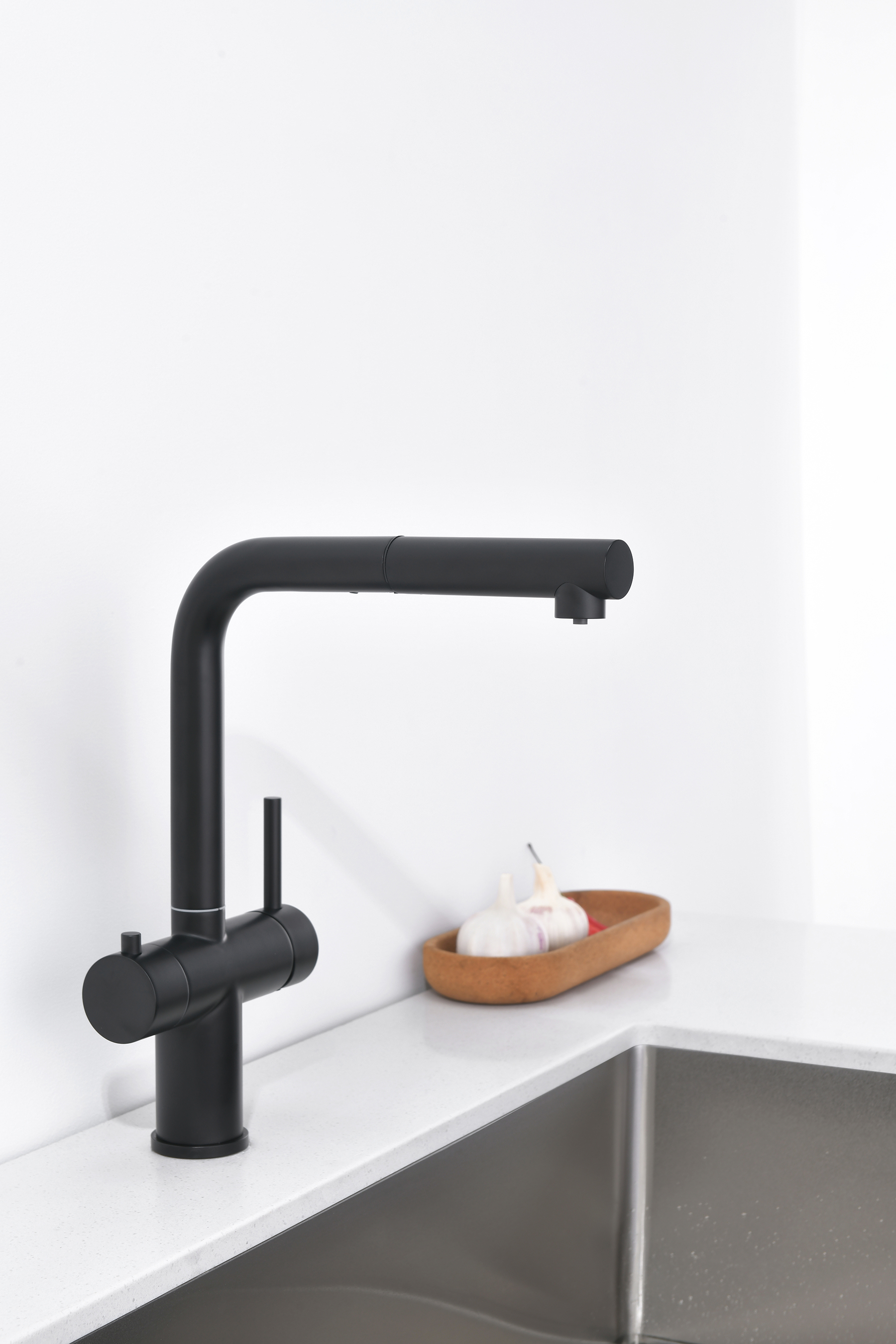 16036-C Смес. од. для кухни с ВЫД. лейкой и подк. ФИЛЬТ. (ЧЕРНЫЙ)  GANZER (10/1шт)