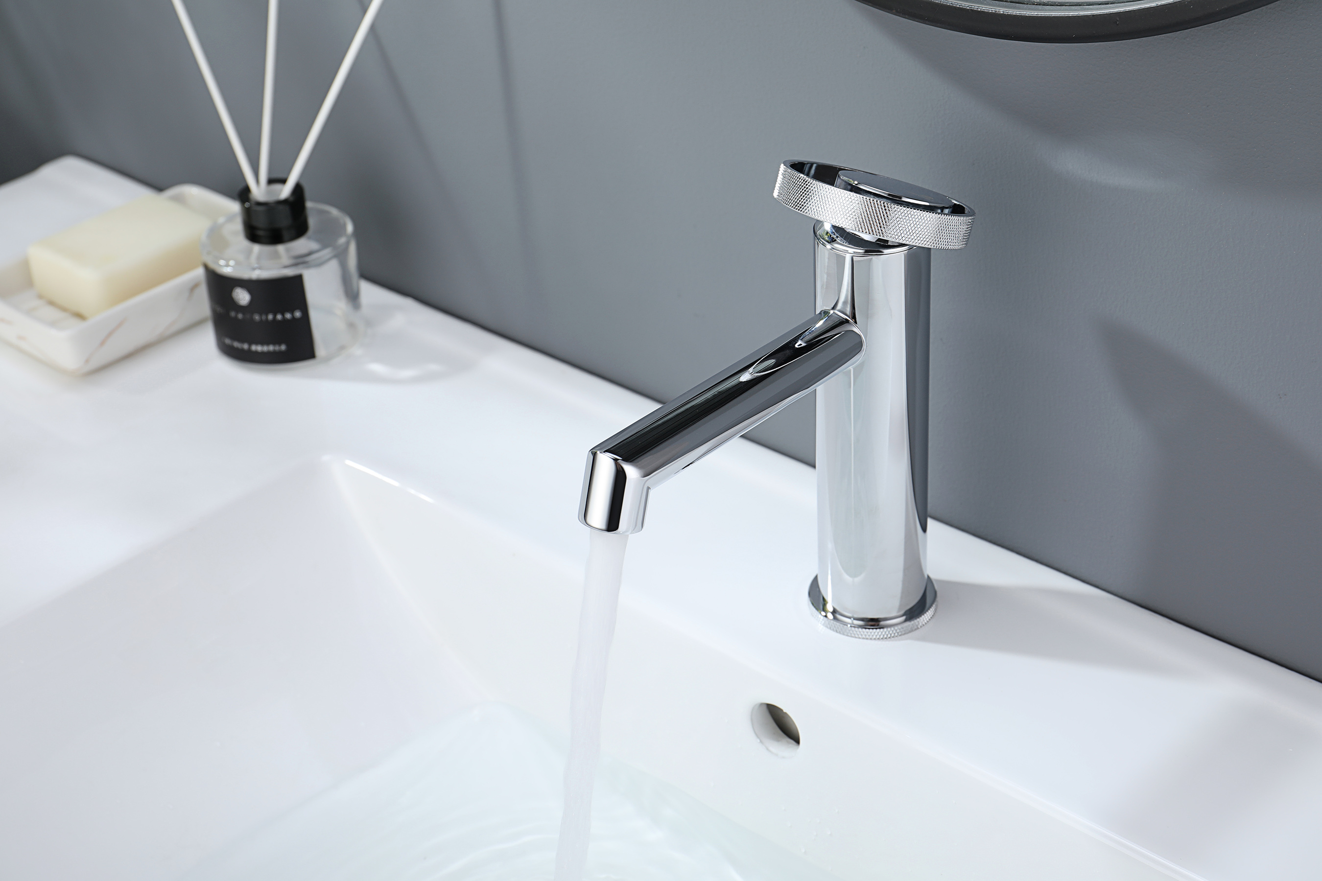 19111 Смеситель од. для раковины (ХРОМ) GANZER (10/1шт)