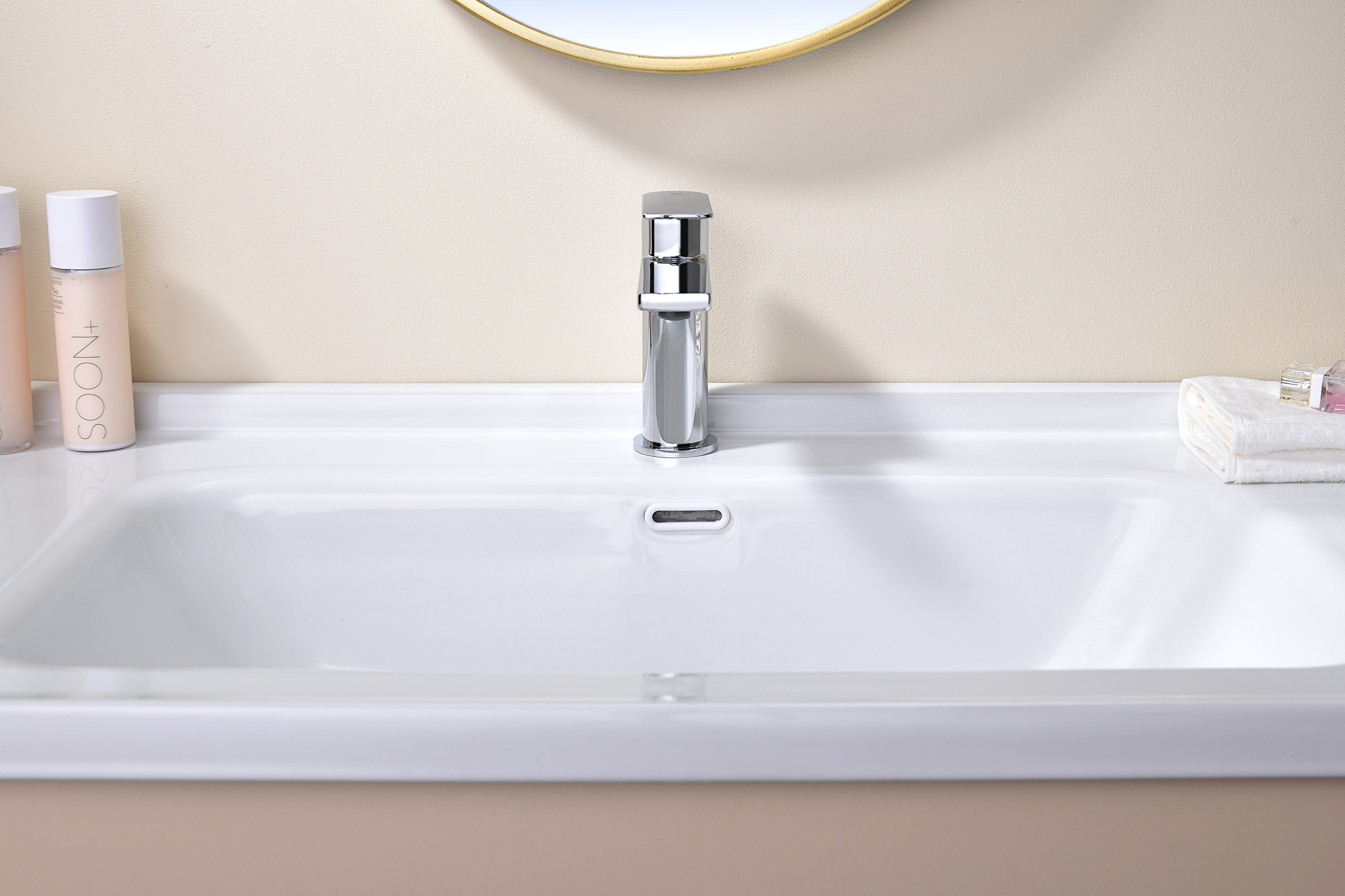 07111 Смеситель од. для раковины (ХРОМ) GANZER (10/1шт)