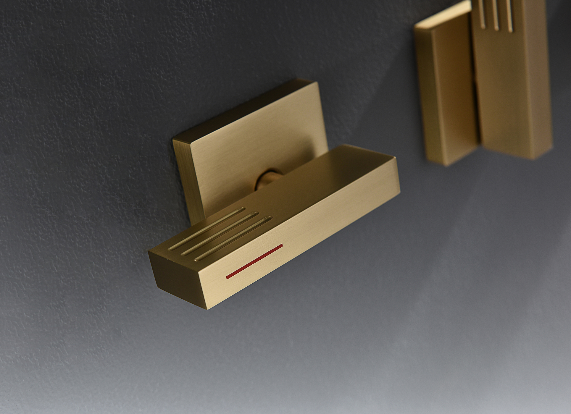 01165-S Смеситель встраиваемый для душа с 3-функ. (Мат. Золото) GANZER (6/1шт)