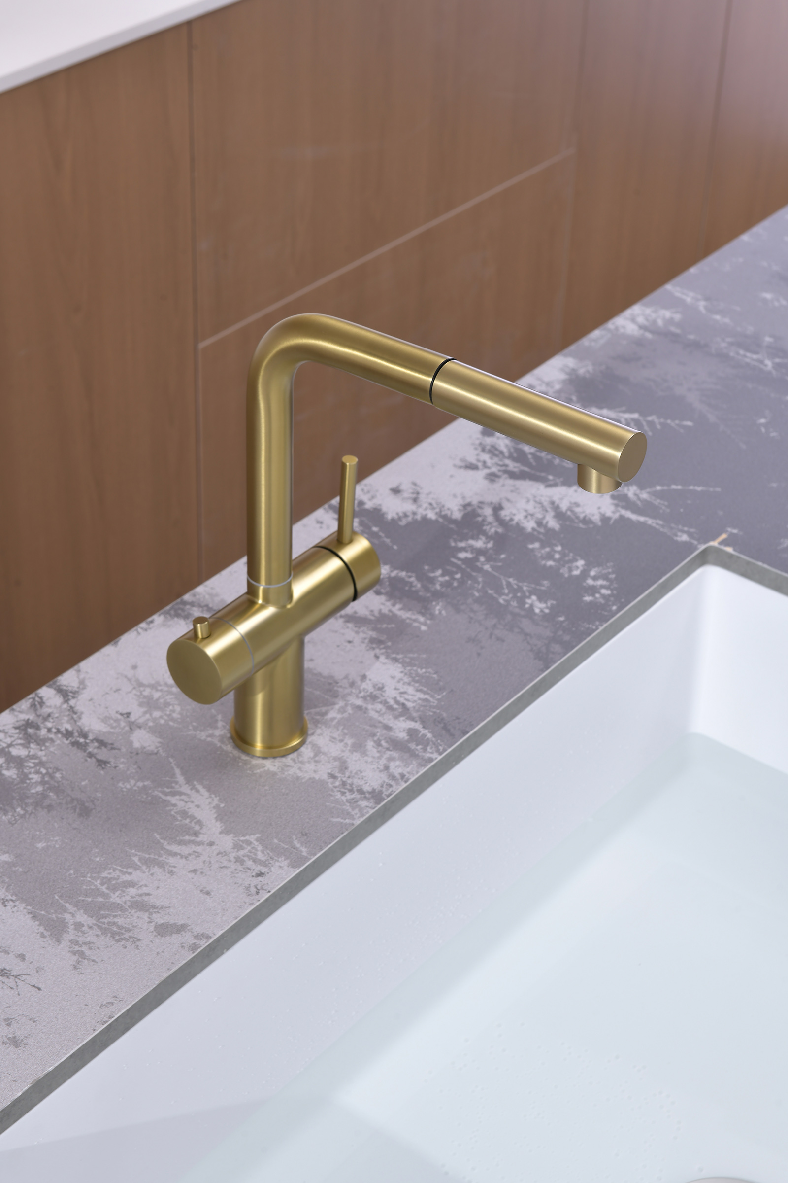 16036-S Смес. од. для кухни с ВЫД. лейкой и подк. ФИЛЬТ. (Мат. Золото)  GANZER (10/1шт)