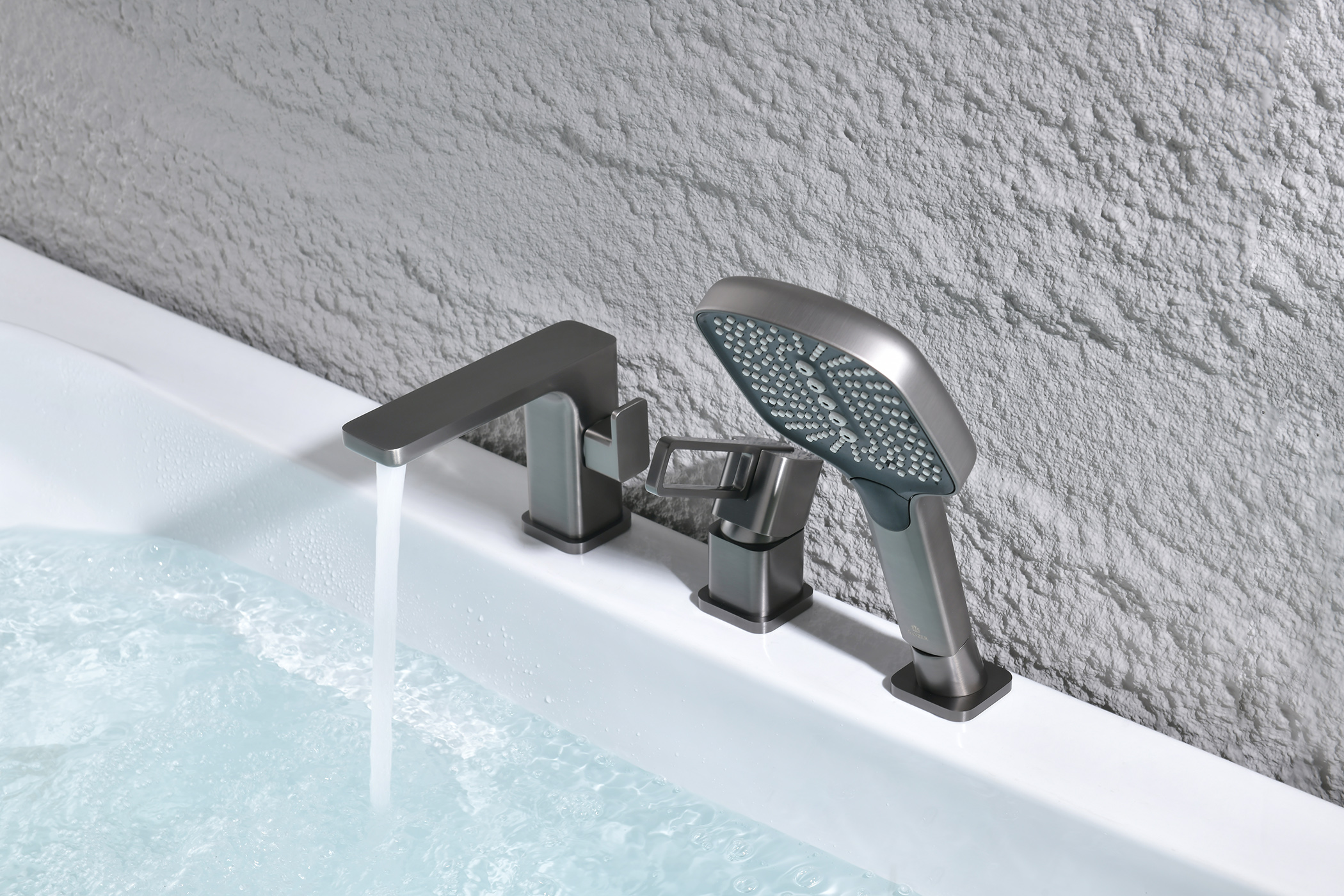 12133-Q Смеситель на борт ванны (3-отв,ГРАФИТ)  GANZER (10/1шт)