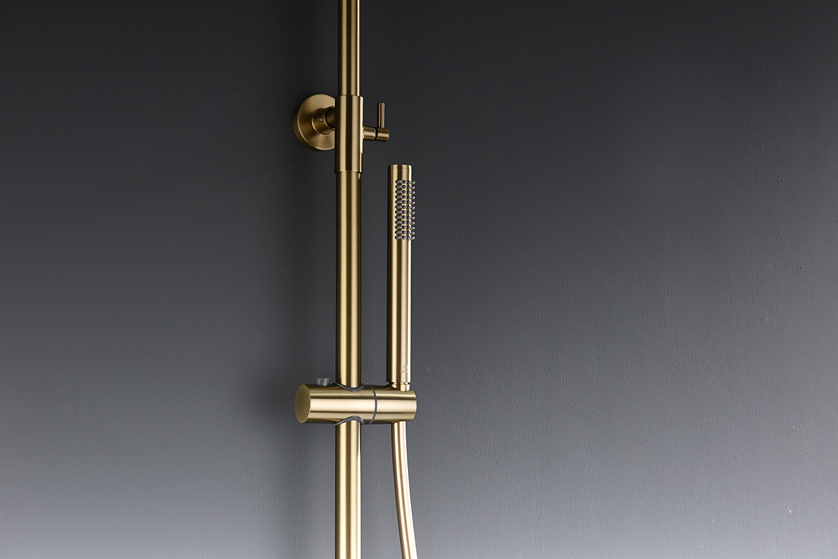 19160-S Душевая система без излива (Мат. Золото) GANZER (5/1шт)