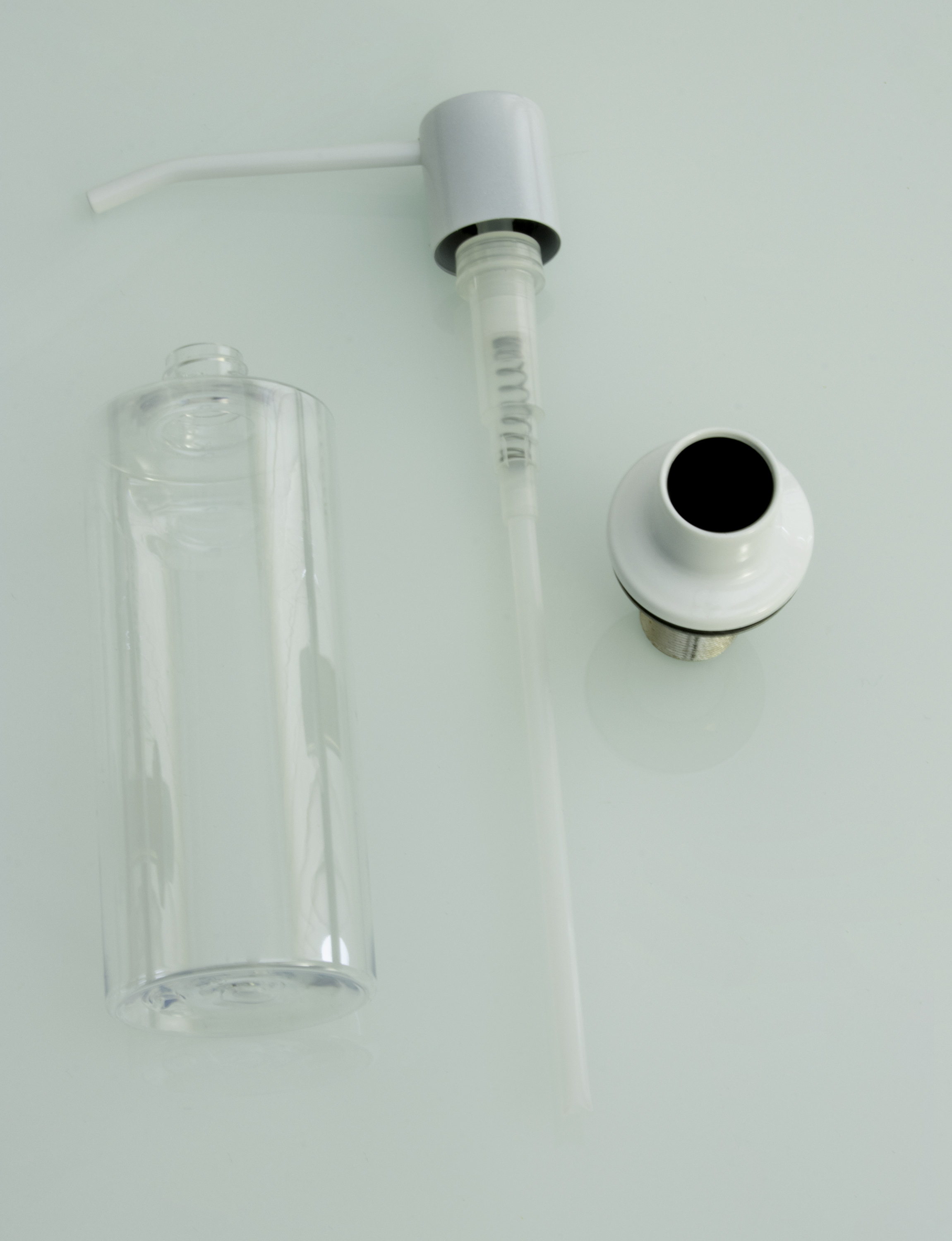 Дозатор врезной КРУГ, для мойки 300мл (БЕЛЫЙ)  HANSEN  (46/1шт)