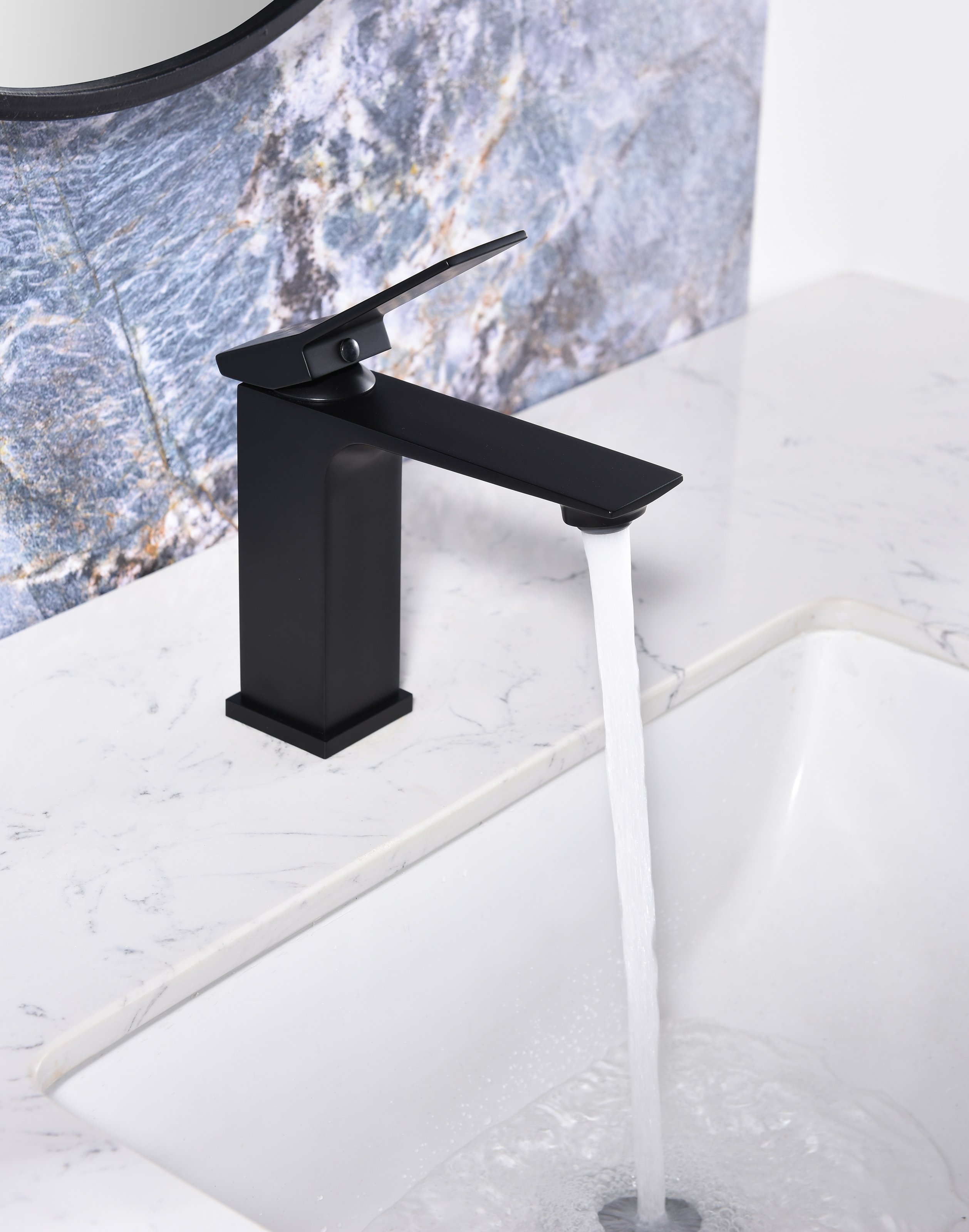 05111-C Смеситель од. для раковины (ЧЕРНЫЙ) GANZER (10/1шт)