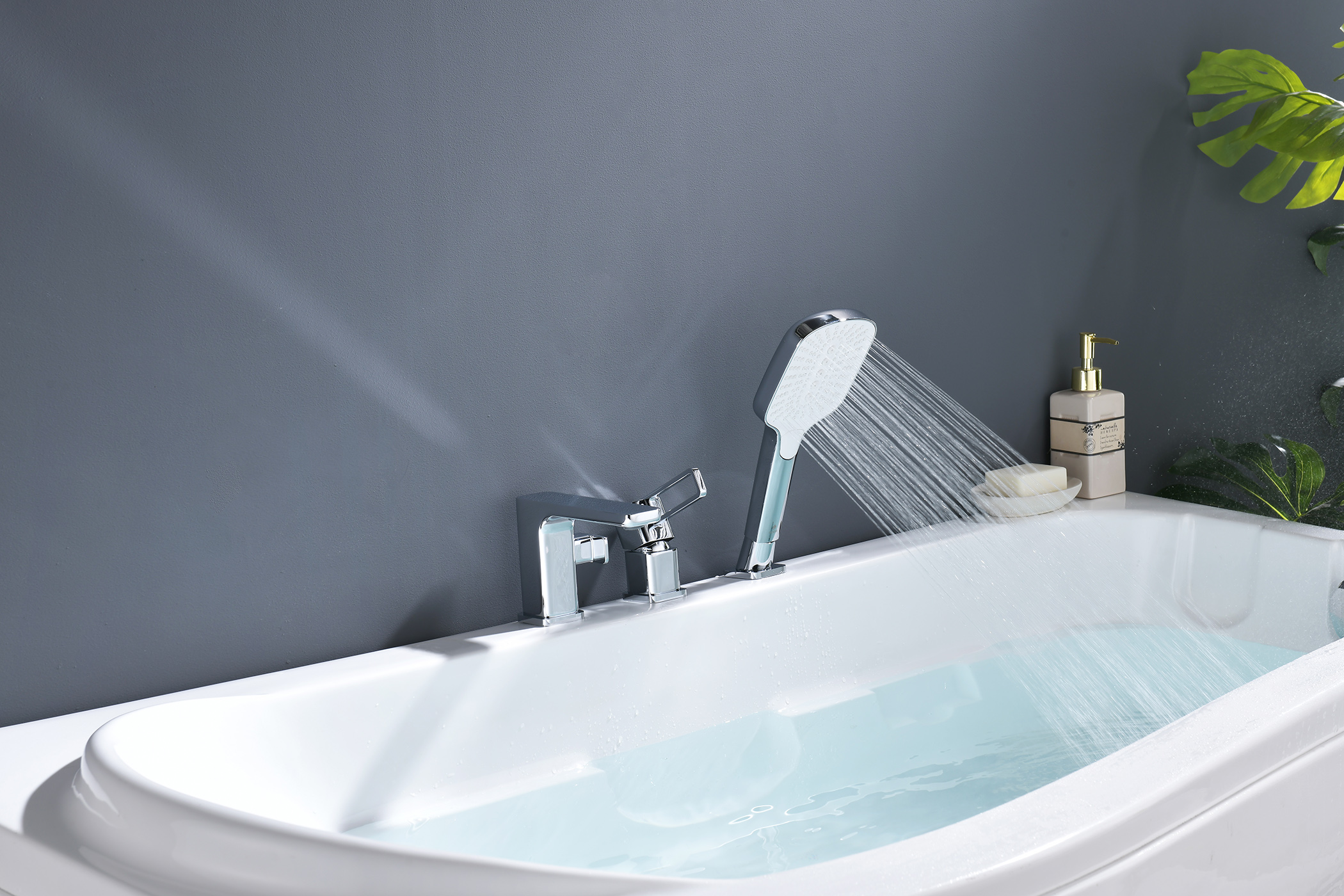 12133 Смеситель на борт ванны (3-отв,ХРОМ)  GANZER (10/1шт)