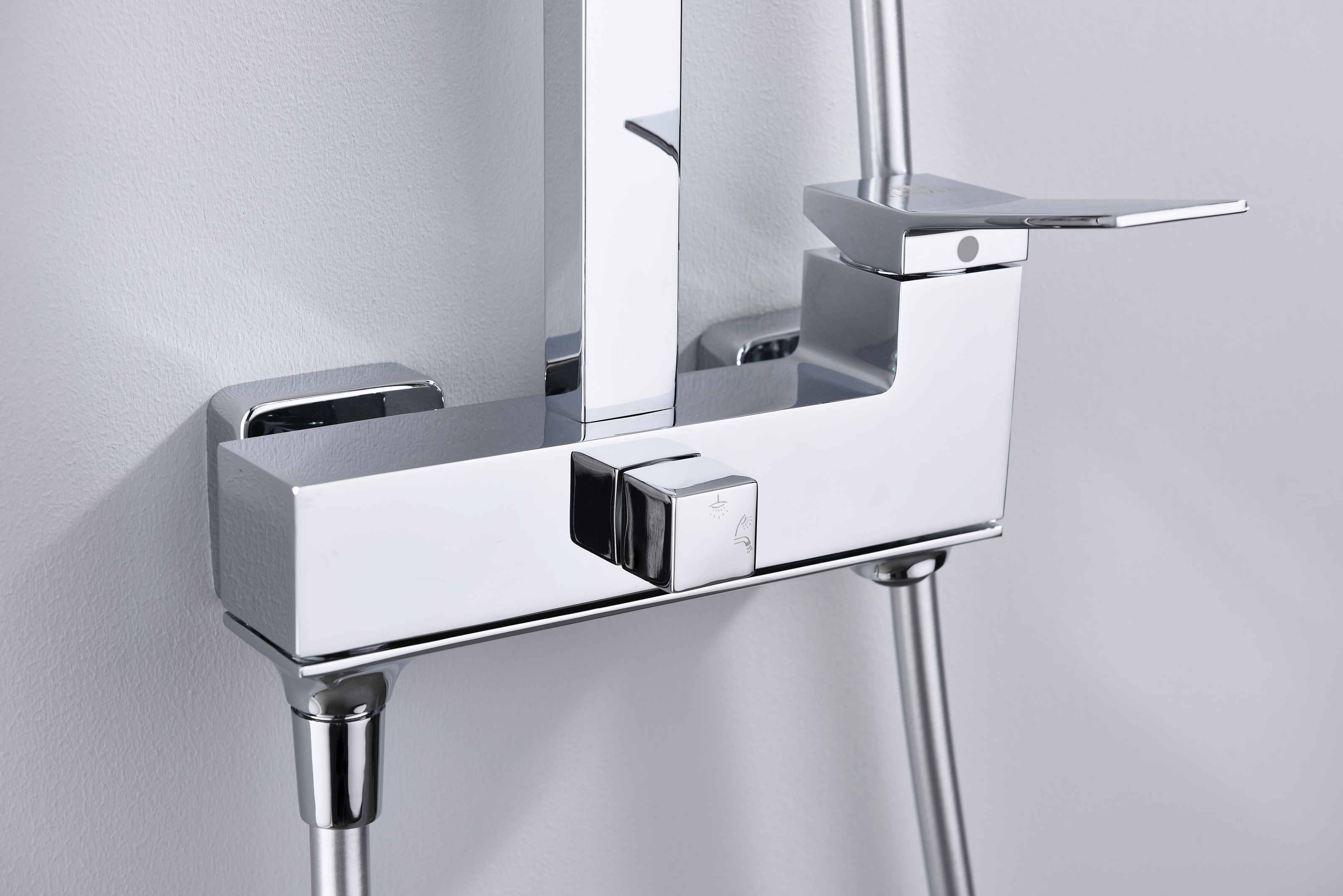 05162 Душевая система (ХРОМ) GANZER (5/1шт)