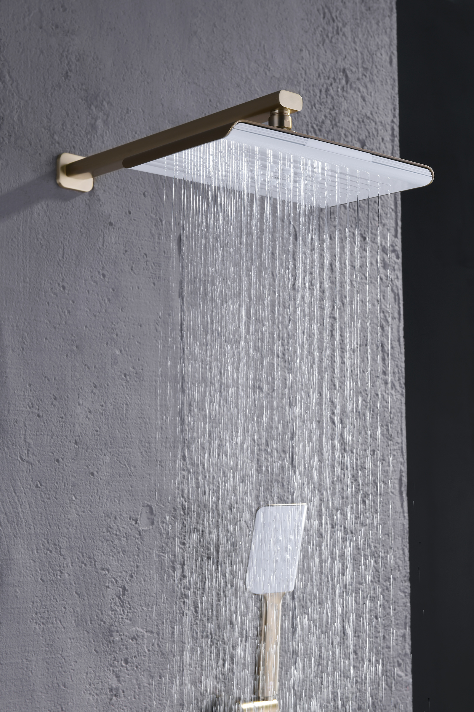 02165-S Смеситель встраиваемый для душа с 3-функ. (Мат. Золото) GANZER (6/1шт)