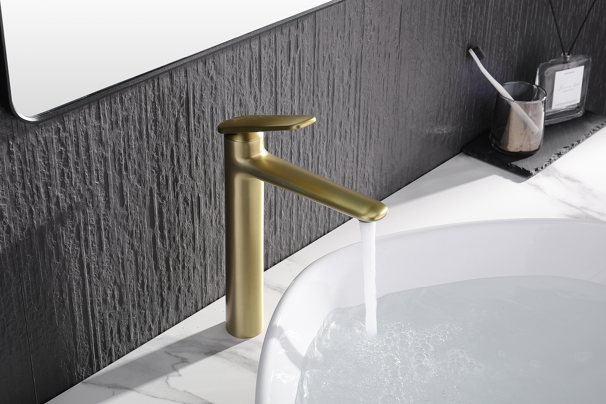 02112-S Смеситель од. для раковины-чаши (МАТ.ЗОЛОТО) GANZER (10/1шт)