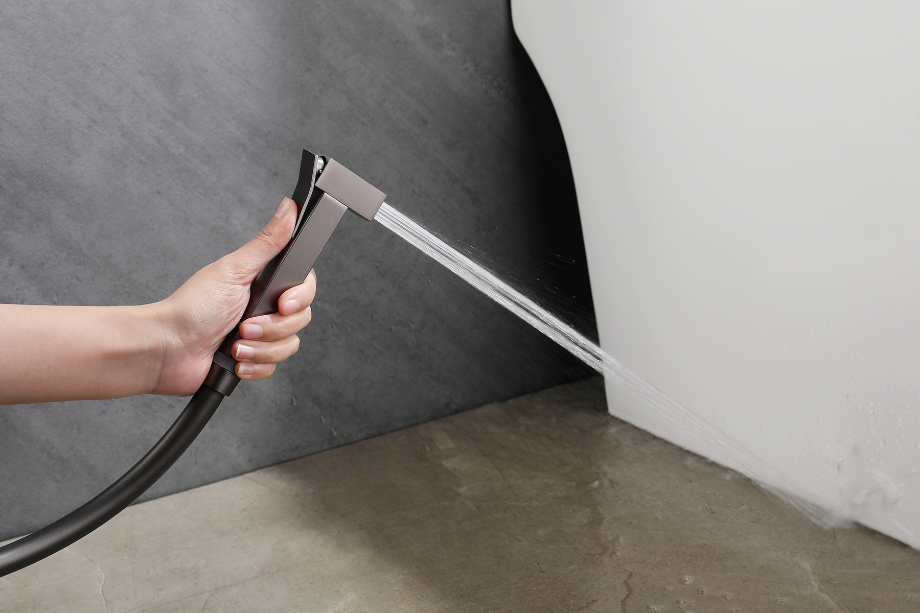 44157-Q Смеситель встраиваемый с ГИГ. душем (ГРАФИТ) GANZER (10/1шт)