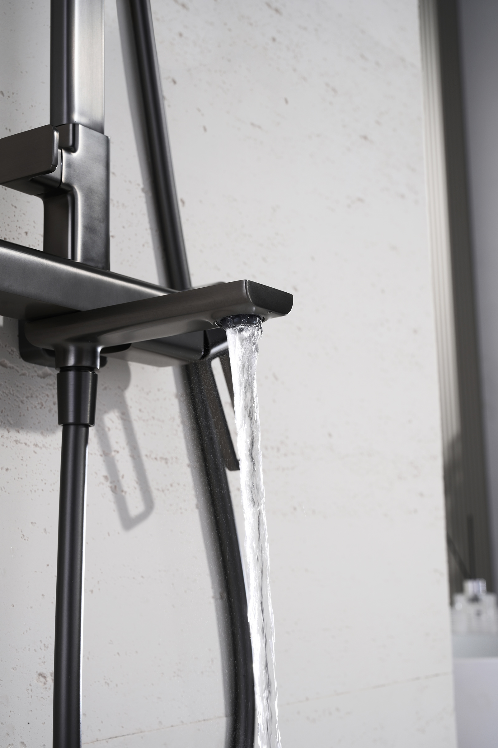 12163-Q Душевая система (ГРАФИТ) GANZER (5/1шт)