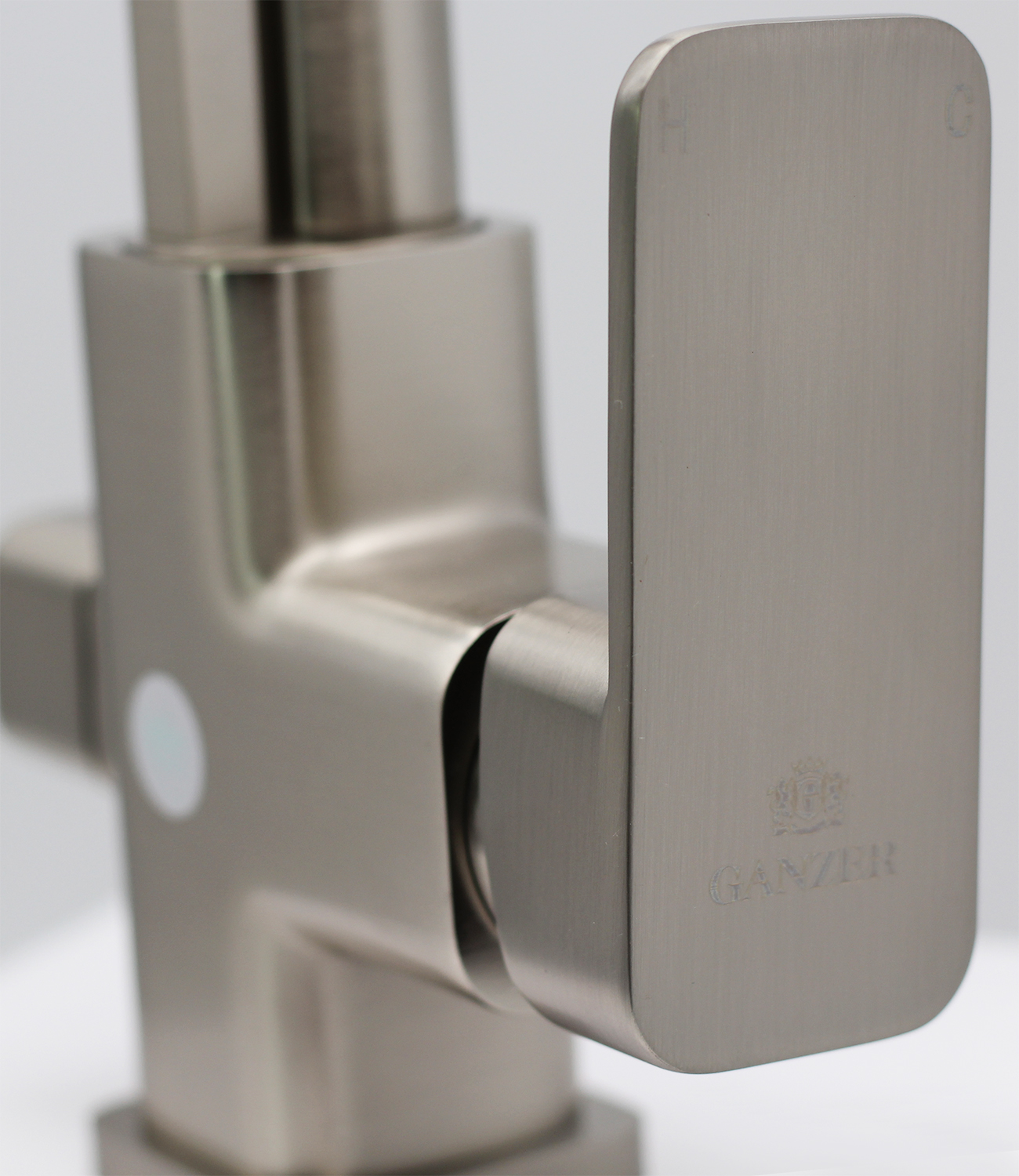 12126-GH Смес. для кухни с гибким шлангом и под фильтр (сат.сер.)  GANZER (10/1шт) Л/К