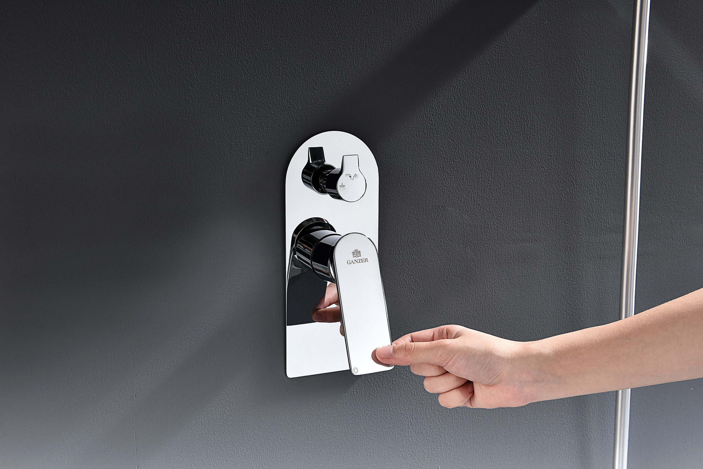 07165 Смеситель встраиваемый для душа с 3-функ. (ХРОМ) GANZER (6/1шт)