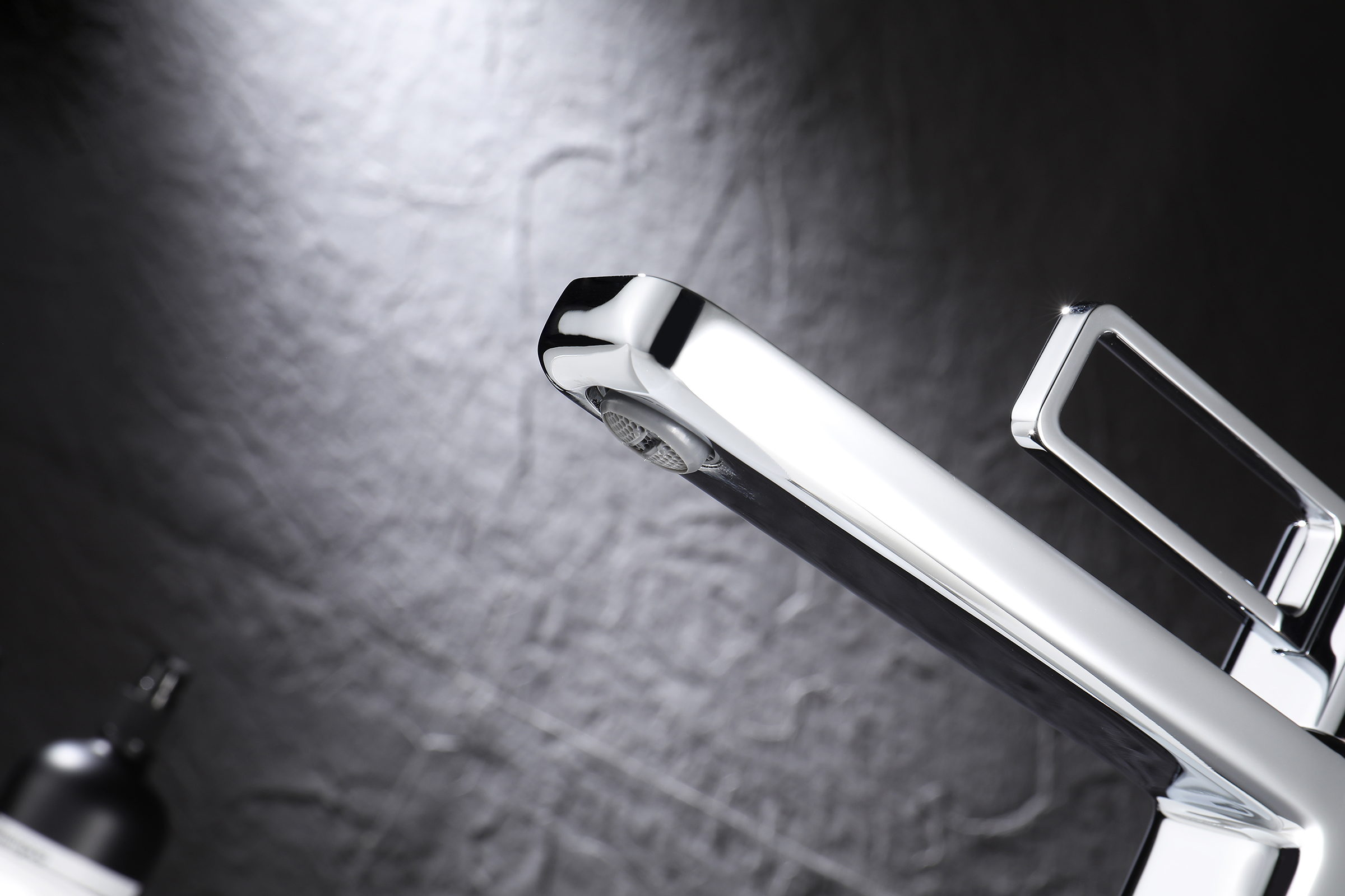 12112 Смеситель од. для раковины-чаши (ХРОМ) GANZER (10/1шт)